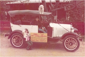 ford and lady on the roof